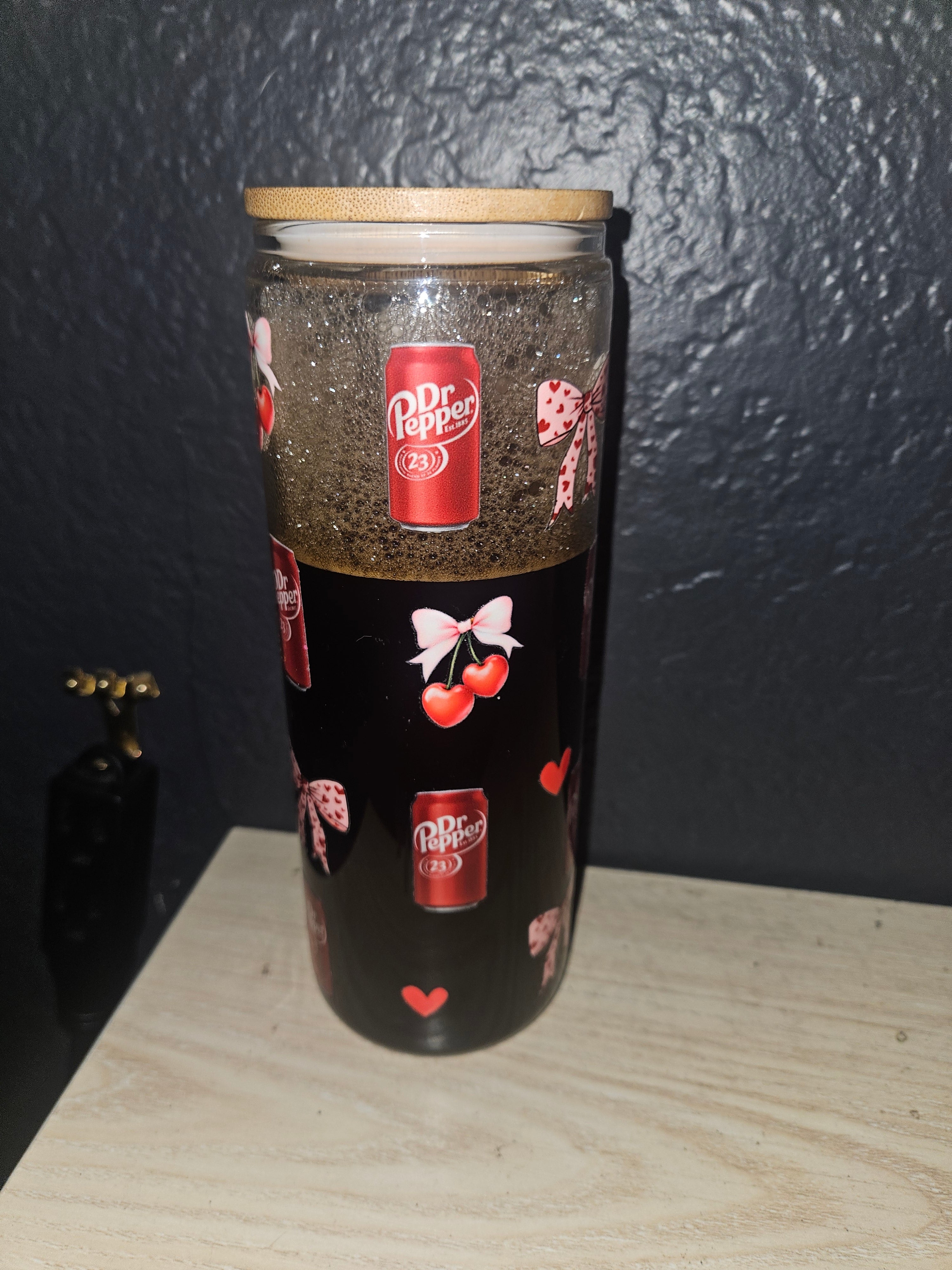 LIVE customized 25oz glass snowglobe