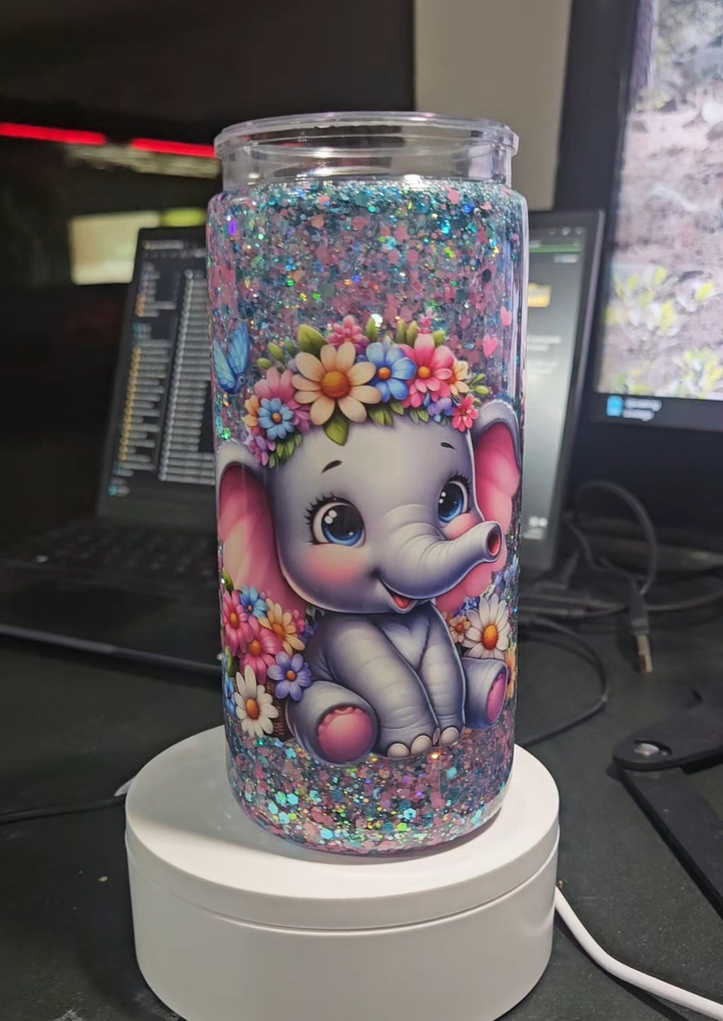 20oz elephant snowglobe